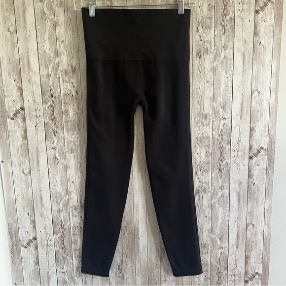 Spanx Black Leggings Large - Picture 2 of 4